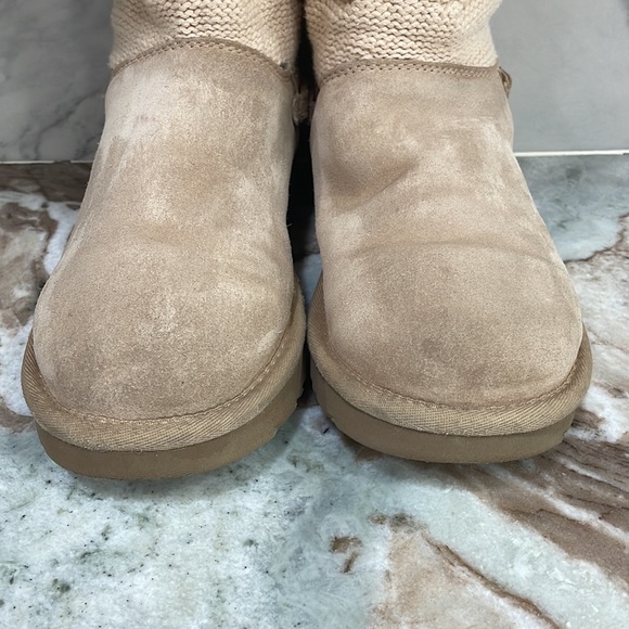 GUC UGG SAELA Knit Suede Cable Sweater Sheepskin Driftwood Cuff BOOTS Size 7 - Picture 11 of 16
